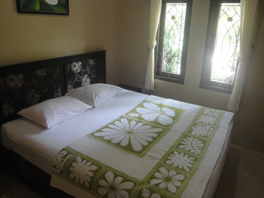 Sari Inn Kuta  Buitenkant foto