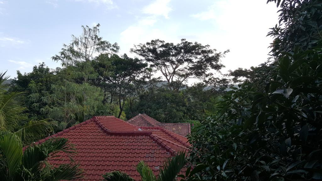 Sari Inn Kuta  Buitenkant foto