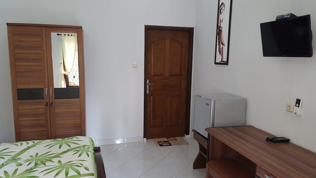 Sari Inn Kuta  Buitenkant foto