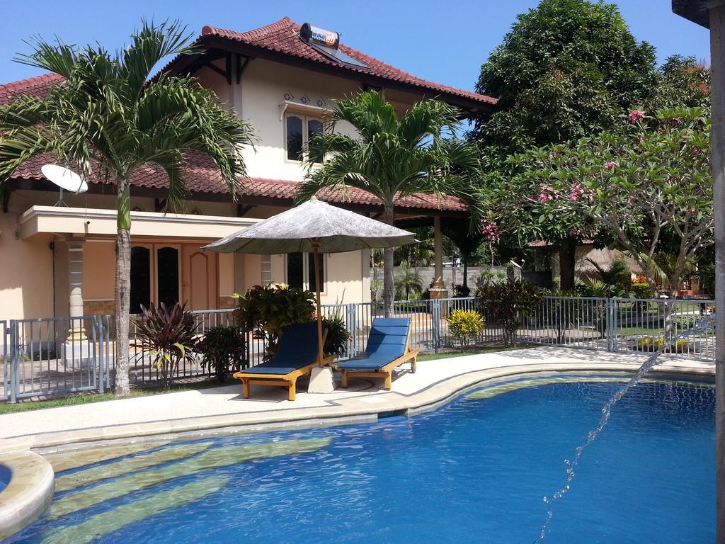 Sari Inn Kuta  Buitenkant foto